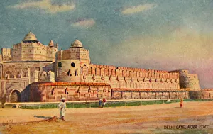 Raphael Tuck And Sons Prints: Delhi Gate, Agra Fort. Creator: Unknown