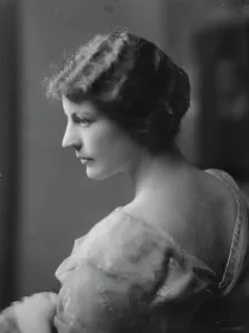 V Neck Prints: DeMesa, Mrs. portrait photograph, 1915. Creator: Arnold Genthe