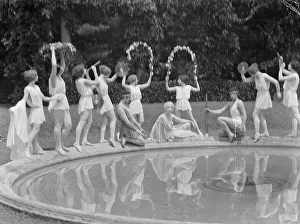 Miss Ruth St Denis Prints: Denishawn dancers, 1927 or 1928. Creator: Arnold Genthe