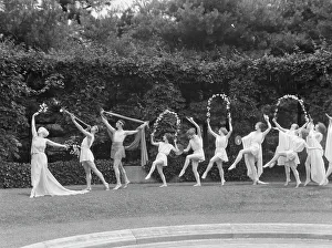 Miss Ruth St Denis Prints: Denishawn dancers, 1927 or 1928. Creator: Arnold Genthe