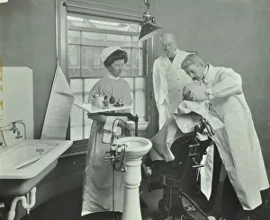 Woolwich Prints: Dental Room, Woolwich School treatment centre, London, 1914