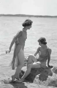 Slovene Prints: Desha and Leah dancing in Port Washington, 1921 Aug. 21. Creator: Arnold Genthe