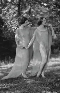 Slovene Prints: Desha and Leah dancing in Port Washington, 1921 Aug. 21. Creator: Arnold Genthe
