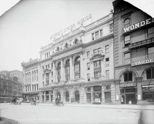 10 X 8 In Prints: Detroit Opera House, Detroit, Mich. between 1900 and 1905. Creator: Unknown
