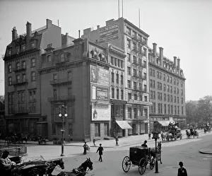 Photographic Studio Prints: Detroit Photographic Company, 229 Fifth Avenue