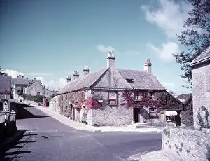 Peaceful Prints: The Devenish and Scott Arms Hotel