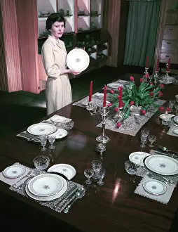 Tulipa Prints: Dinner service designed for the coronation of Elizabeth II
