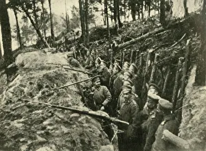 Discussing the Situation in the Russian Trenches, . Creator: Unknown Discussing the Situation in the Russian Trenches, . Creator: Unknown