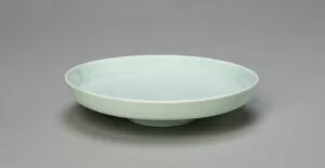 Qianlong Period Gallery: Dish with Auspicious Emblems: Clouds, Bats, Gourds... Qing dynasty
