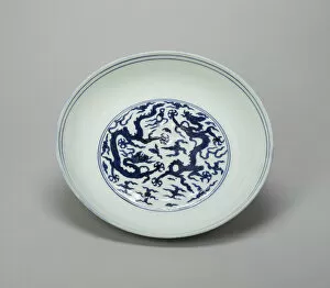 Dish with Dragons, Flaming Pearls, and Cloud Scrolls, Ming dynasty