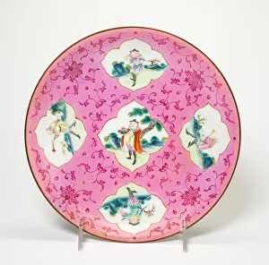 Overglaze Prints: Dish with Five European Figures and Stylized Floral Scrolls and Five Bats on Reverse