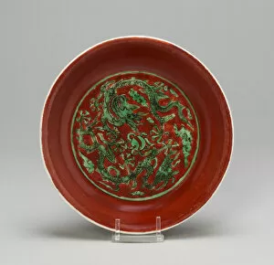 Dish with Paired Dragons, Cloudscrolls, and Flaming Pearl, Ming dynasty
