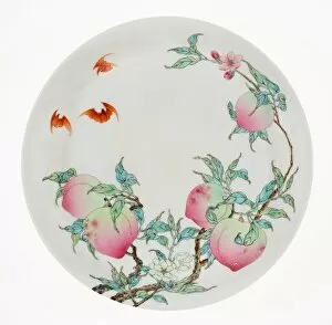 Chiroptera Collection: Dish with Peaches and Bats, Qing dynasty (1644-1911), Yongzheng reign mark and period