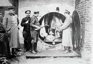 Prisoners Of War Prints: Disinfecting clothing of Russian prisoners