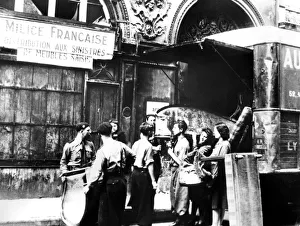 Occupied Prints: Distributing furniture confiscated from Jews to victims of Allied bombing