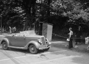 DJH Curries Ford V8, winner of a silver award at the MCC Torquay Rally, July 1937