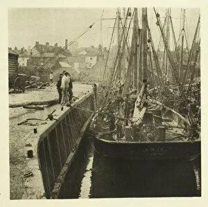 Edition 270 500 Collection: In Dock, 1887. Creator: Peter Henry Emerson