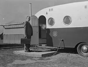 Caravan Gallery: The doctor arrives in camp by previous appointment... FSA, Merrill, Klamath County, Oregon, 1939