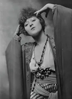 Twin Prints: Dolly sister, portrait photograph, 1916. Creator: Arnold Genthe