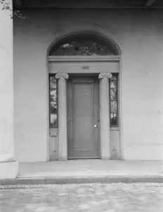 Lunette Prints: Door of an unidentified building