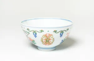 Doucai Floral Bowl, Qing dynasty (1644-1911), Yongzheng regin mark (1723-1735)