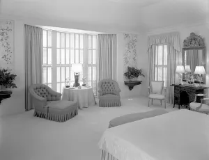 Lampshade Prints: Dr. and Mrs. Leon Levy, residence at 1409 S