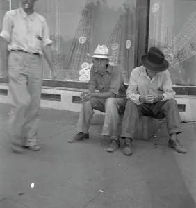Americans Prints: Drought farmers come to town, Sallisaw