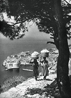 Dubrovacko Neretvanska Prints: Dubrovnik, Croatia, 1937. Artist: Martin Hurlimann