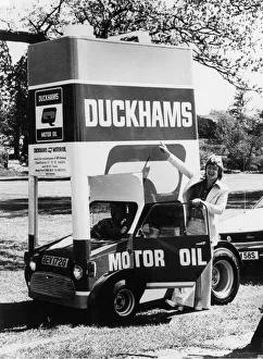 Keith Prints: Duckhams Mini with tv personality Keith Chegwin 1978. Creator: Unknown