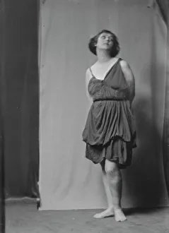 Modern Dance Prints: Duncan, Isadora, portrait photograph, between 1916 and 1918. Creator: Arnold Genthe
