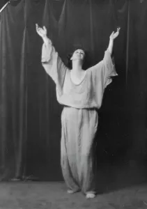 Modern Dance Prints: Duncan, Isadora, portrait photograph, between 1916 and 1918. Creator: Arnold Genthe