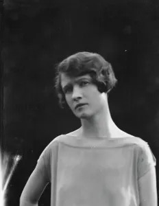 Troubled Prints: Dunning, Mr. daughter of, portrait photograph, 1925 July 9. Creator: Arnold Genthe