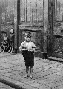 An East End child, London, 1926-1927