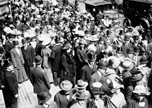 Easter - 5th Ave. 1912. Creator: Bain News Service
