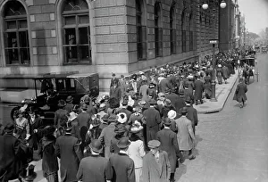 Fifth Avenue Prints: Easter crowd - 5th Ave. 1913, 1913. Creator: Bain News Service