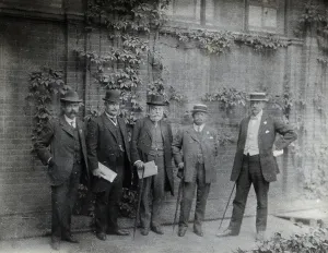 Edward Theodore Brewis, Hermann Thoms, Frederick Belding Power, Peter MacEwan and William... 1909. Creator: Unknown
