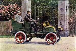 Images Dated 7th September 2007: Two Edwardian gentlemen sitting in a motor car, 1902-1903. Artist: John Swan & Son