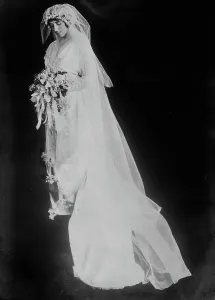 Wilson Thomas Woodrow Prints: Eleanor Wilson -- (Mrs. W.G. McAdoo) [in wedding dress], 1914. Creator: Bain News Service