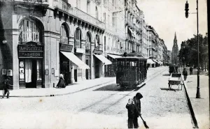 Sweeping Prints: Electric tram running through the Hernani street in San Sebastian, 1900