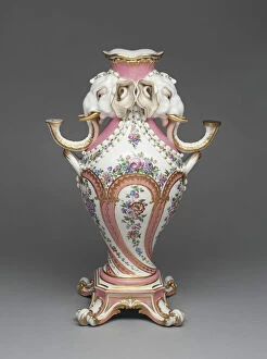 Elephant Candelabrum Vase (Vase àTête d Eléphant), Sèvres, 1757 / 58