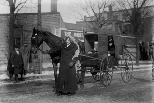 Eliz. Freeman enroute to Wash'n, 1913. Creator: Bain News Service