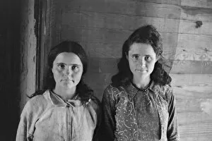 Sisters Collection: Elizabeth and Dora Mae Tengle, Hale County, Alabama, 1936. Creator: Walker Evans