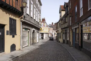 Peter Thompson Gallery: Elm Hill, Norwich, Norfolk, 2010