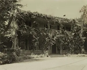 South Prints: Elmscourt, Natchez, Adams County, Mississippi, 1938. Creator: Frances Benjamin Johnston