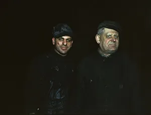 Railroad Shop Prints: Two employees at the roundhouse at Proviso yard