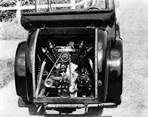 Engine Gallery: Engine of a 1931 Rover Scarab. Creator: Unknown