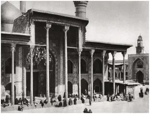 Iwan Prints: The entrance gate of the Kadimain Mosque leading to the tomb of the Imam Moosa Al Kadim