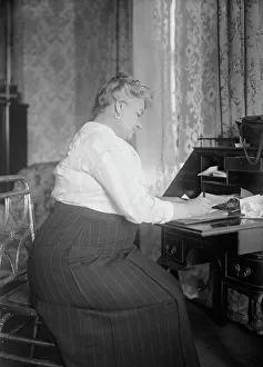 Scrutoire Prints: Ernestine Schumann-Heink, between c1915 and c1920. Creator: Bain News Service