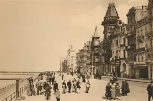 Ostende Prints: The Esplanade, c1928