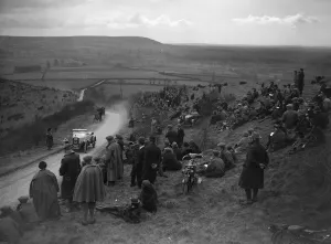 Essex Motor Club Kop Hillclimb, Buckinghamshire, 1922. Artist: Bill Brunell
